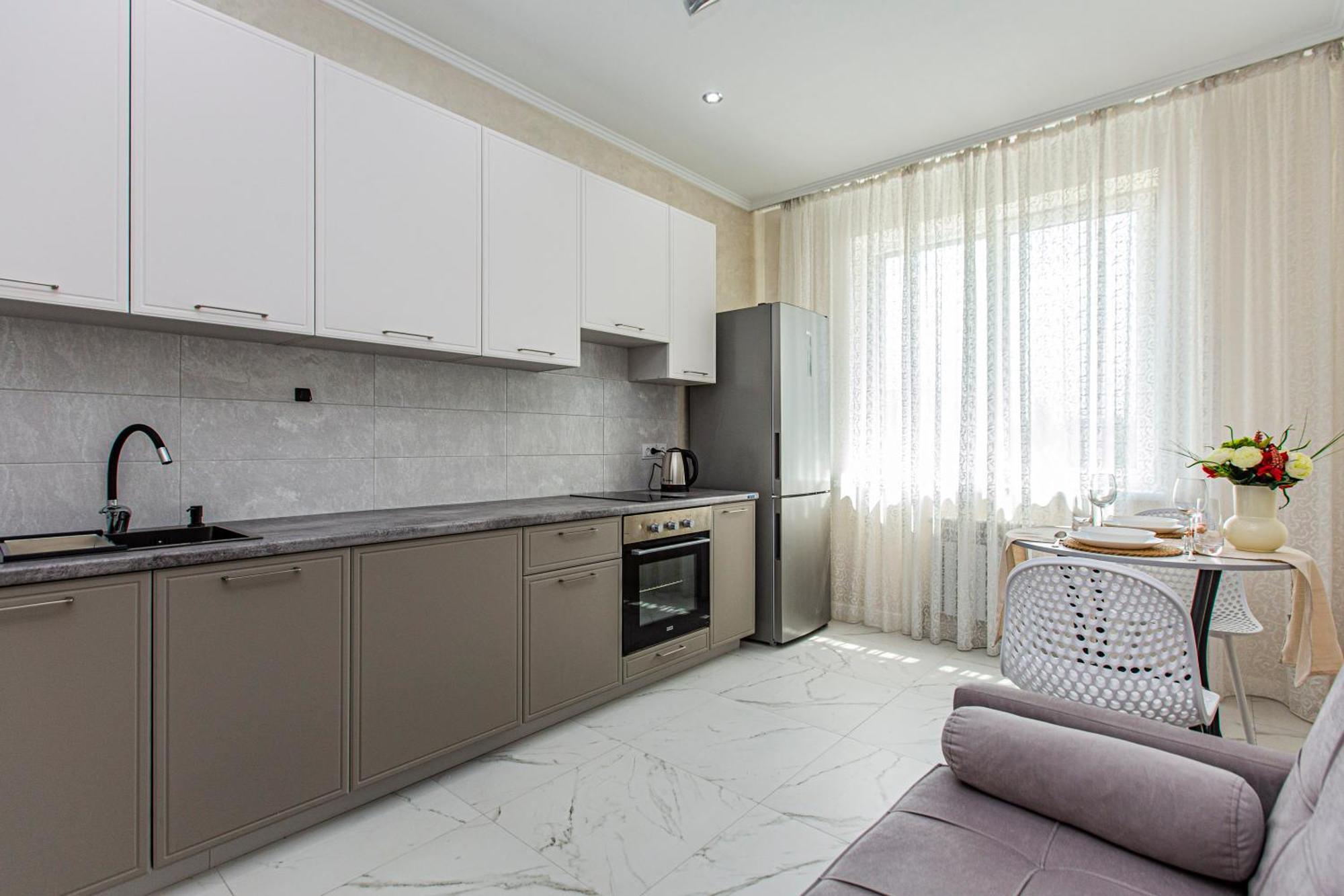 2 Room Apartment In The Center Almaty Exteriér fotografie
